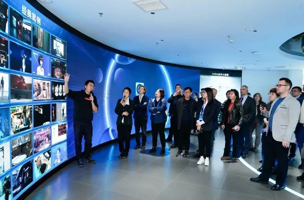 商务部副部长寄语德中企业丨云顶yd222线路检测中心·虚拟动点与德国商界代表共探可持续发展新机遇